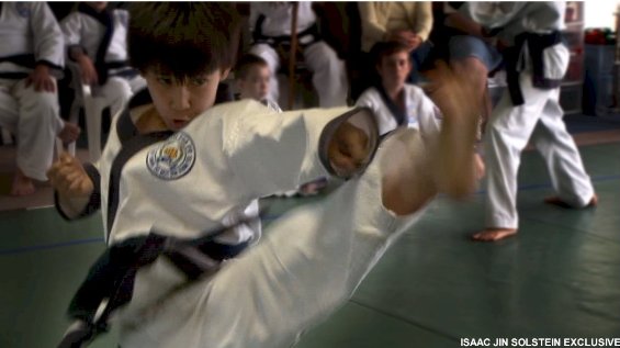 Фото - Isaac Jin Solstein: 565x317 / 32 РљР±