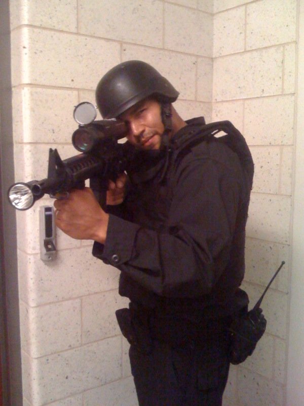 Фото - Alexander Martin Jones: 600x800 / 72 РљР±