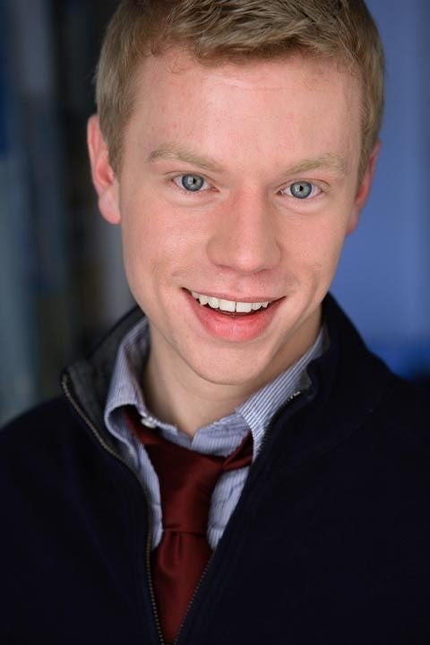 Фото - Alston Brown: 480x720 / 33 РљР±