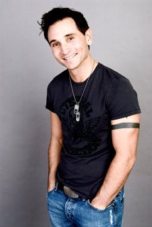 Фото - Travis Cloer: 214x320 / 13 РљР±