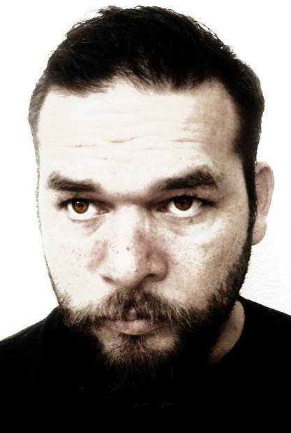 Фото - Ismael Salinas: 417x619 / 32 РљР±