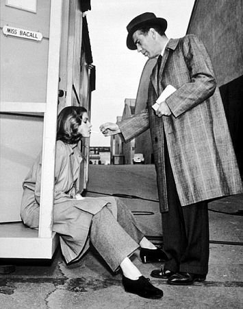 Фото - Хамфри Богарт: 355x450 / 42 Кб