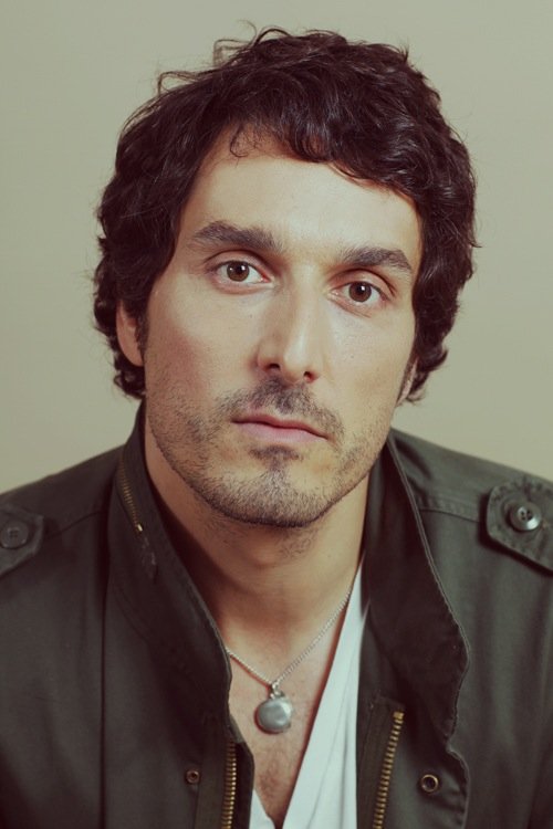 Фото - Венсан Эльбаз: 500x750 / 50 Кб