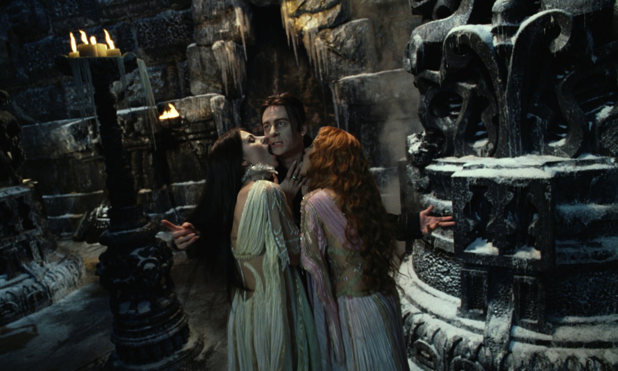 Фото - Елена Анайя: 1232x741 / 146 Кб