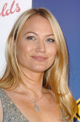 Фото - Сара Уайнтер: 265x400 / 25 Кб