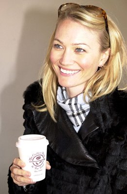 Фото - Сара Уайнтер: 261x400 / 24 Кб