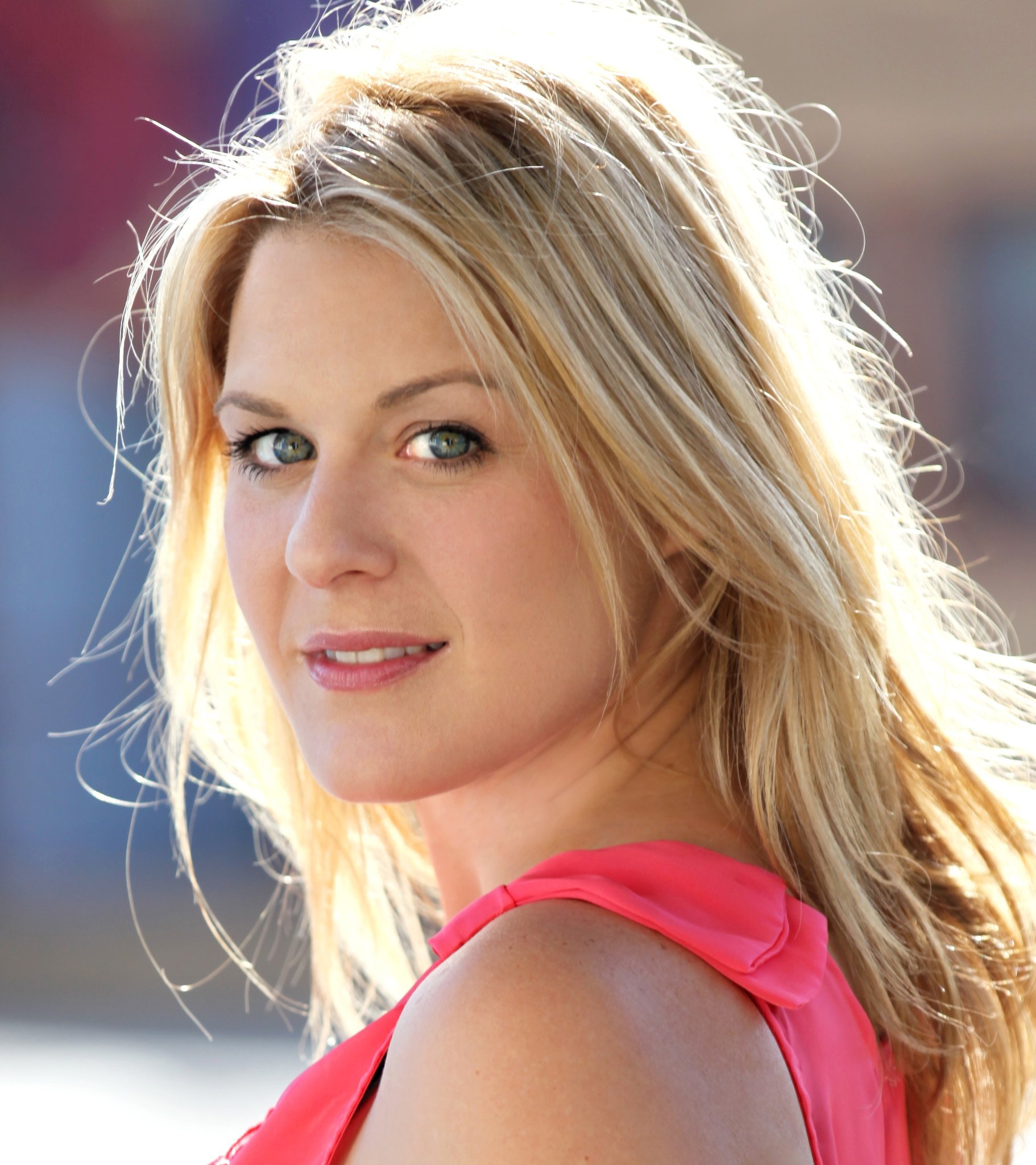 Фото - Дженика Бергер: 1822x2048 / 412 Кб