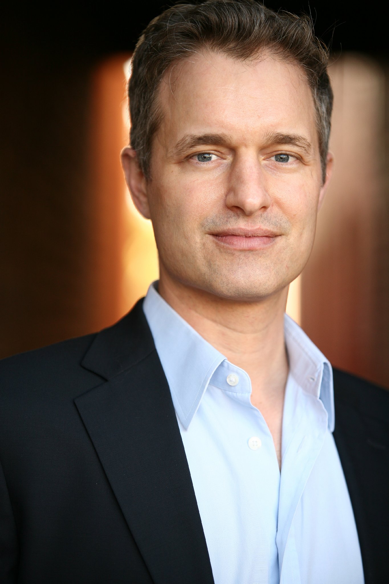 Фото - Пол Кэсселл: 1365x2048 / 289 Кб