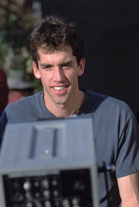 Фото - Джон Шульц: 485x724 / 44 Кб