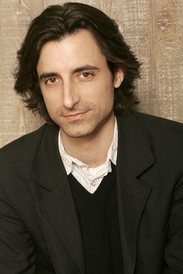 Фото - Ноа Баумбак: 267x400 / 21 Кб