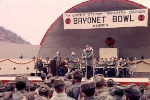 Фото - Боб Хоуп: 299x199 / 20 Кб