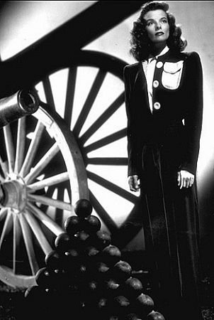 Фото - Кэтрин Хепберн: 302x450 / 29 Кб