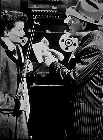 Фото - Кэтрин Хепберн: 331x450 / 44 Кб