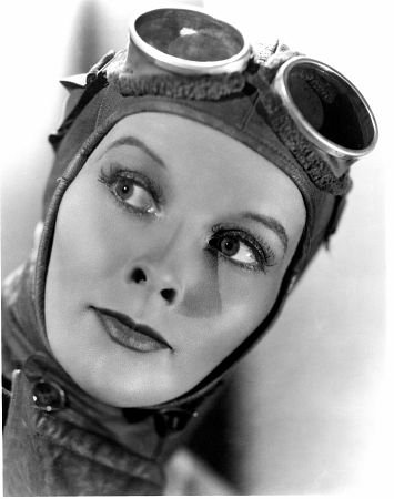 Фото - Кэтрин Хепберн: 355x450 / 26 Кб