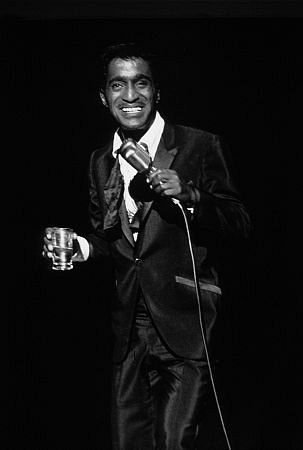 Фото - Сэмми Дэвис мл.: 303x450 / 14 Кб