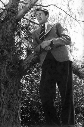 Фото - Джеймс Стюарт: 279x420 / 37 Кб