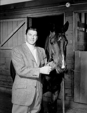 Фото - Рональд Рейган: 344x450 / 34 Кб