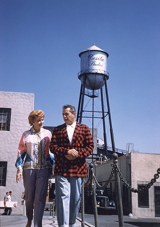 Фото - Дези Арназ: 317x450 / 34 Кб