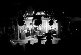 Фото - Дези Арназ: 309x212 / 13 Кб