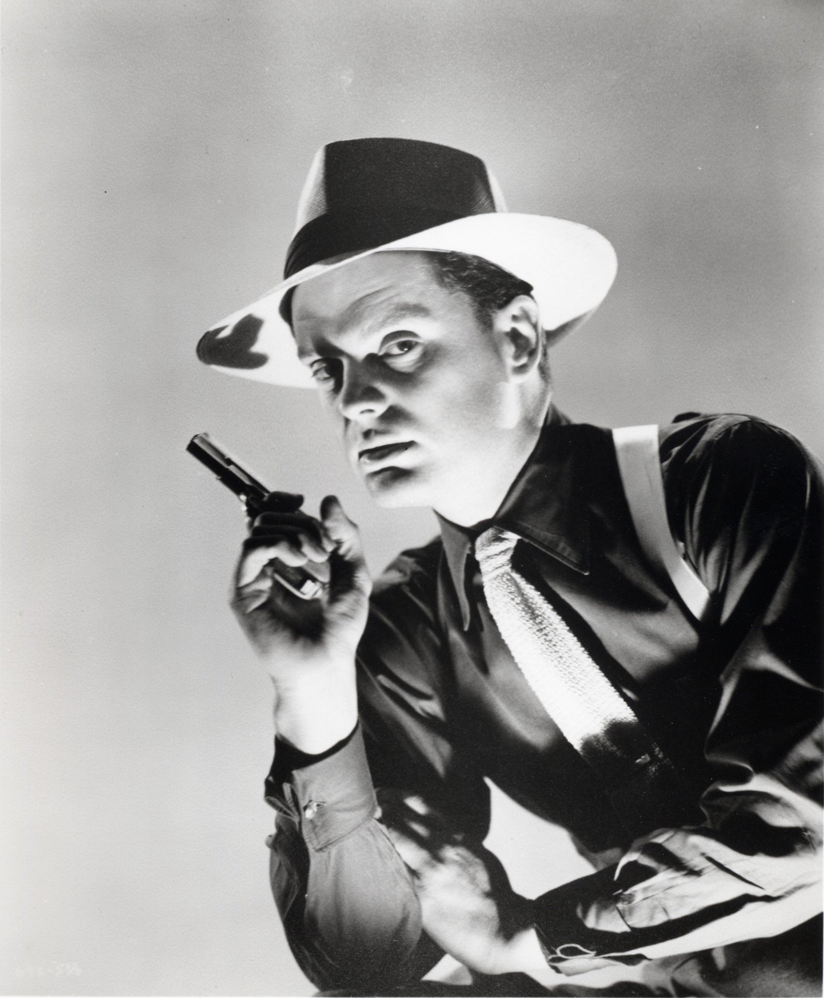 Фото - Хэрри Льюис: 1692x2048 / 433 Кб