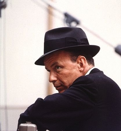 Фото - Фрэнк Синатра: 417x450 / 25 Кб