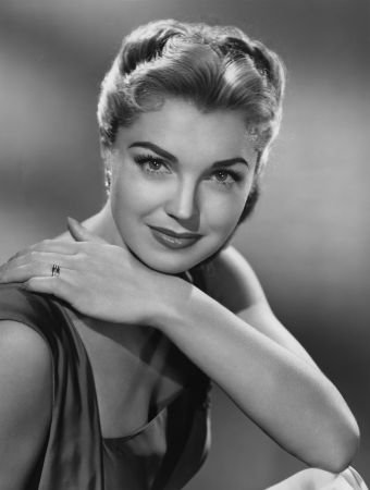 Фото - Эстер Уильямс: 340x450 / 20 Кб