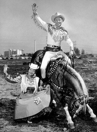 Фото - Дэйл Эванс: 333x450 / 43 Кб