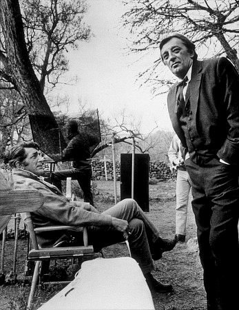 Фото - Роберт Митчем: 347x450 / 56 Кб