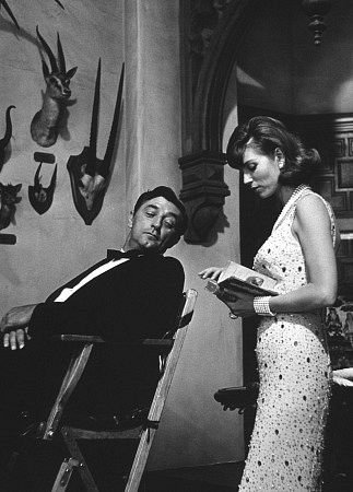 Фото - Роберт Митчем: 323x450 / 37 Кб