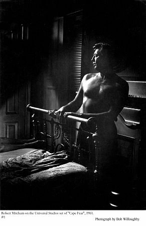 Фото - Роберт Митчем: 291x450 / 24 Кб