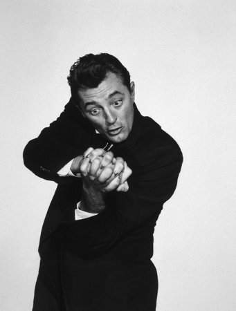 Фото - Роберт Митчем: 341x450 / 19 Кб