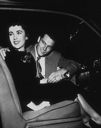 Фото - Элизабет Тейлор: 354x450 / 26 Кб