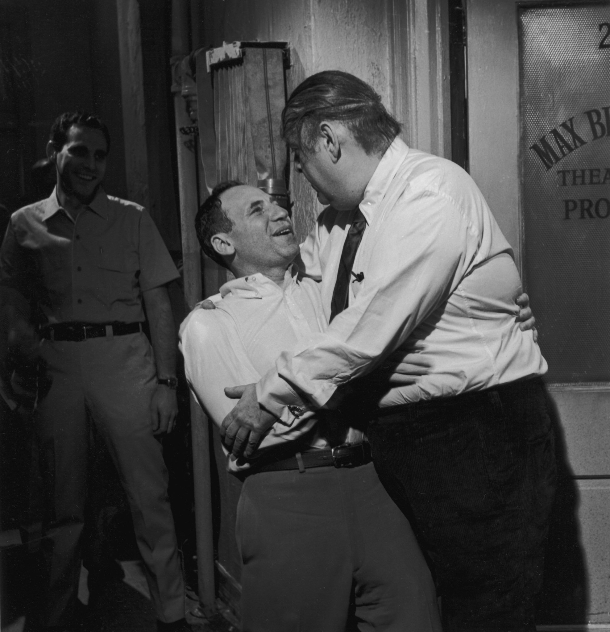 Фото - Зеро Мостел: 1977x2048 / 419 Кб