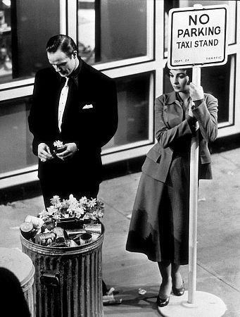 Фото - Джин Симмонс: 341x450 / 40 Кб