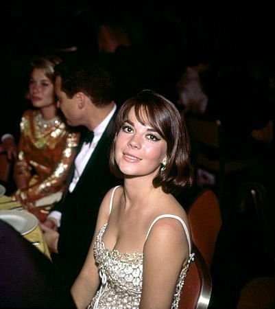 Фото - Натали Вуд: 401x450 / 27 Кб