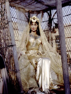 Фото - Джина Лоллобриджида: 302x400 / 41 Кб