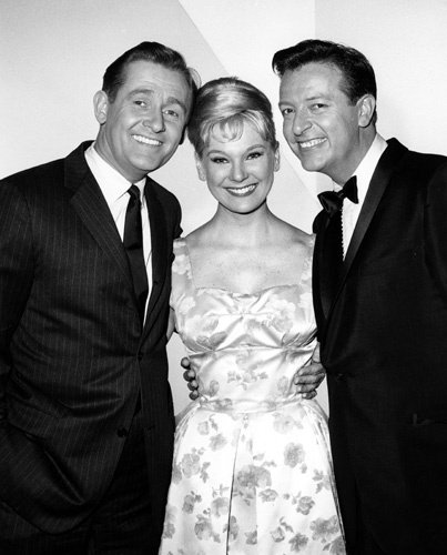 Фото - Алан Янг: 403x500 / 39 Кб