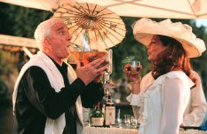 Фото - Лесли Нильсен: 233x151 / 14 Кб