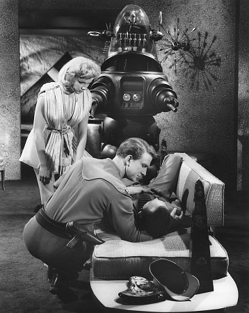 Фото - Лесли Нильсен: 358x450 / 48 Кб