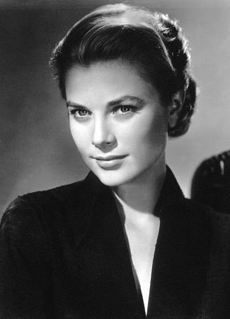 Фото - Грэйс Келли: 325x450 / 22 Кб