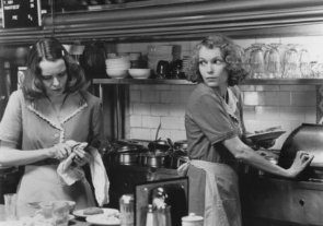 Фото - Миа Фэрроу: 295x207 / 17 Кб