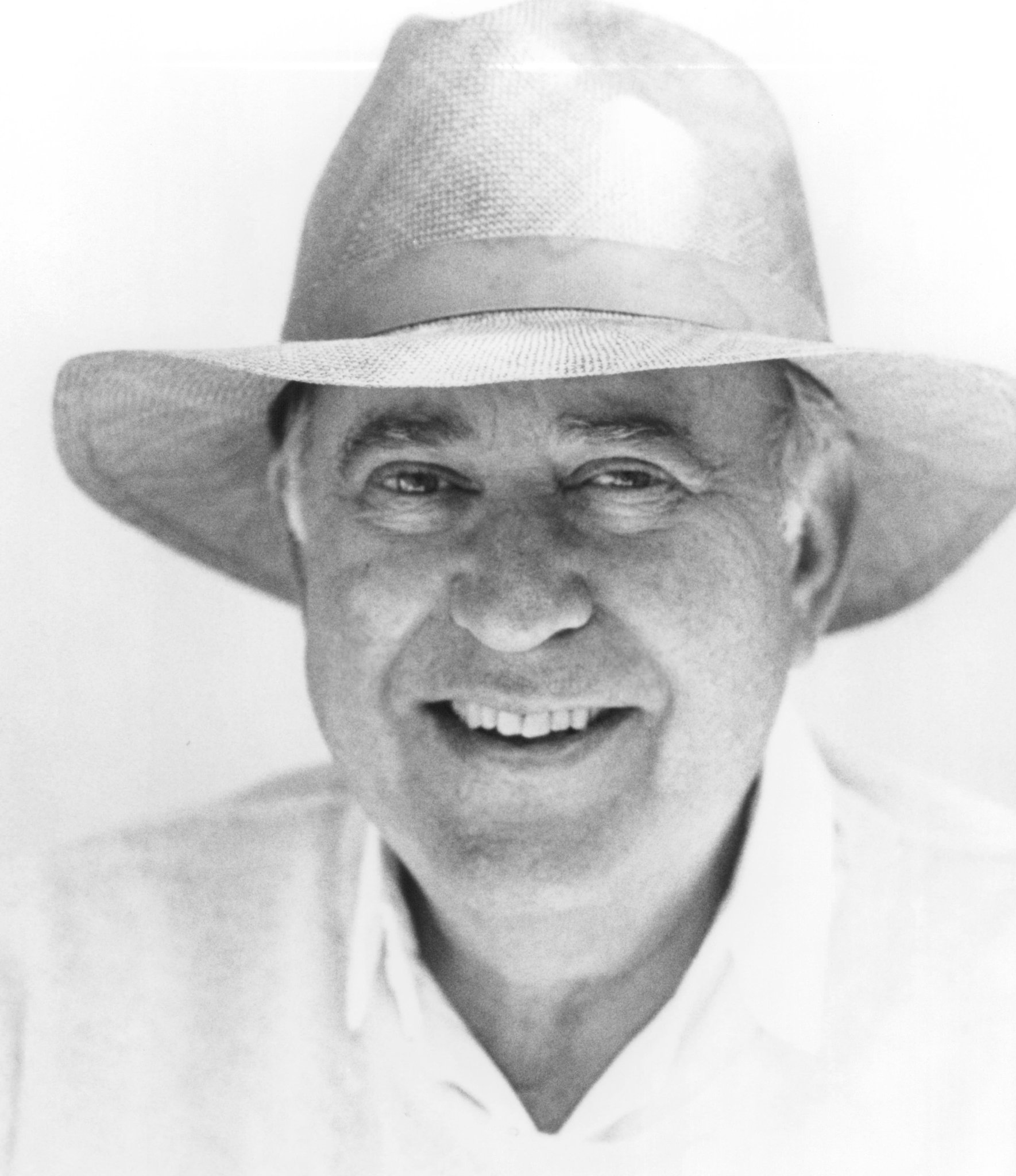 Фото - Карл Райнер: 1769x2048 / 359 Кб