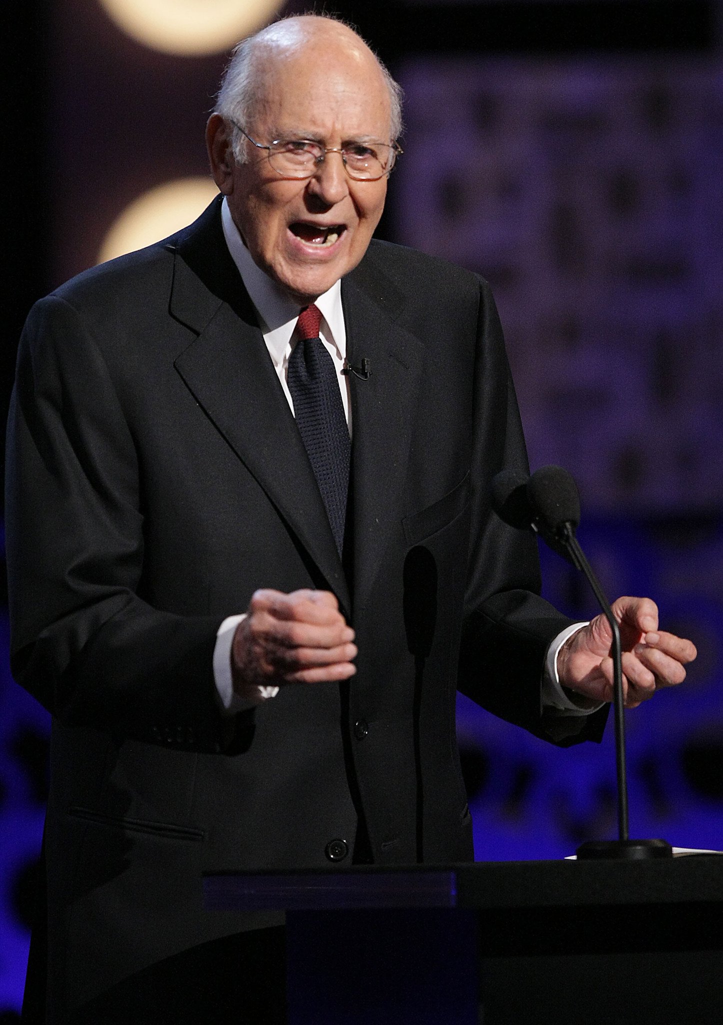 Фото - Карл Райнер: 1446x2048 / 450 Кб