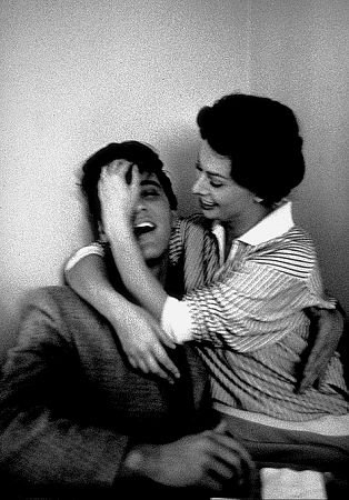 Фото - Элвис Пресли: 314x450 / 41 Кб