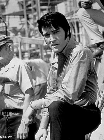 Фото - Элвис Пресли: 334x450 / 39 Кб