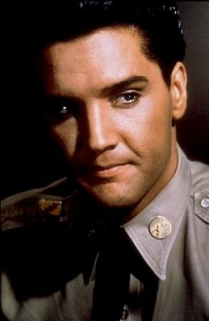 Фото - Элвис Пресли: 293x450 / 21 Кб