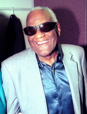 Фото - Рэй Чарльз: 305x400 / 30 Кб