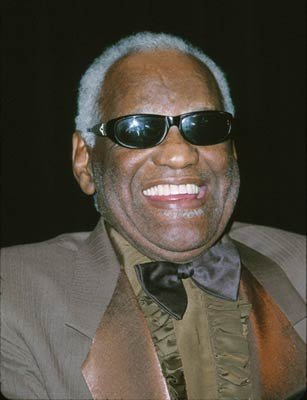 Фото - Рэй Чарльз: 307x400 / 20 Кб