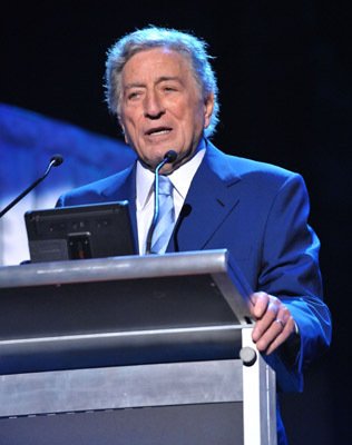 Фото - Тони Беннетт: 316x400 / 22 Кб