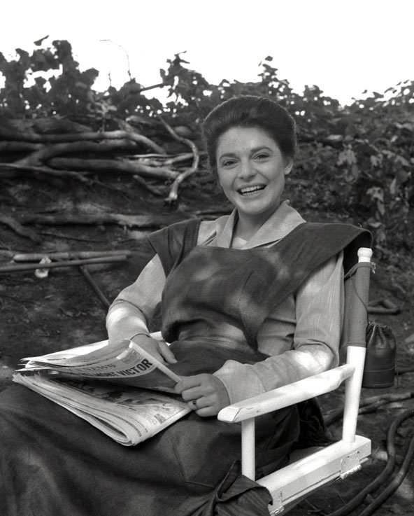 Фото - Энн Бэнкрофт: 592x737 / 79 Кб